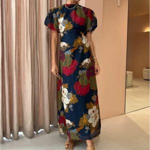 SIR Bonita puff sleeve gown